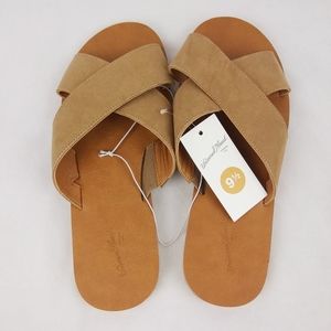 Universal Thread Anabeth Woven Cross-band Slide Tan Sandals - Women's Size 9.5